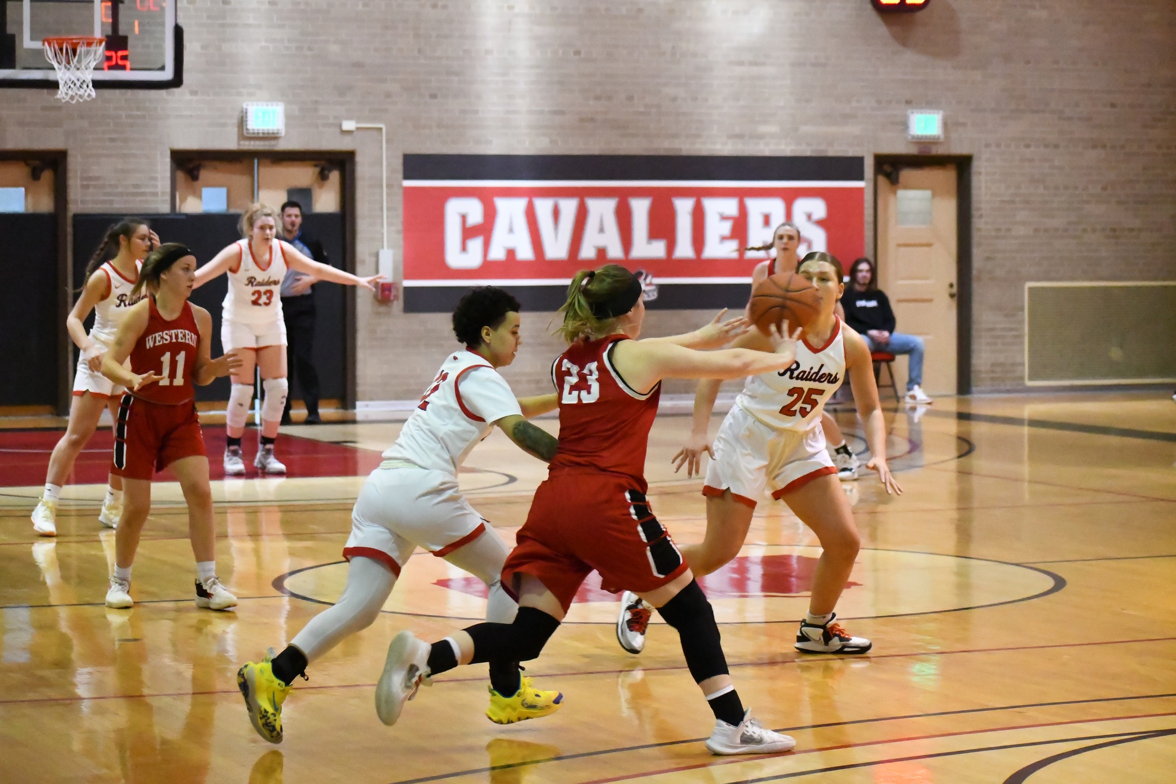 WBB Victorious over Ridgewater at Home